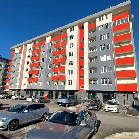 Bella Apartment Pale